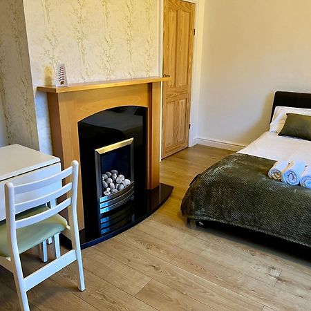 Housefield Stay, Room 4 Stoke-on-Trent Eksteriør billede