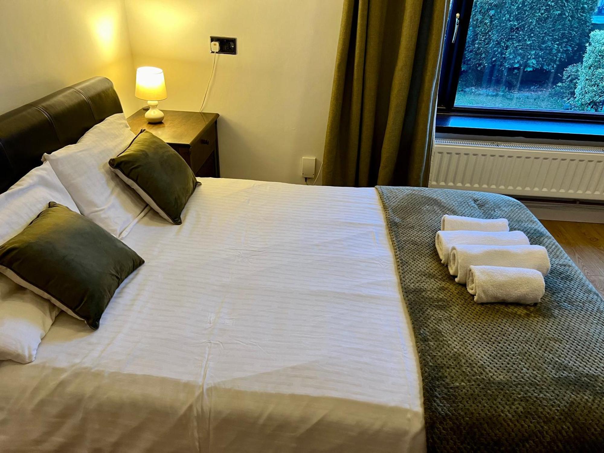 Housefield Stay, Room 4 Stoke-on-Trent Eksteriør billede